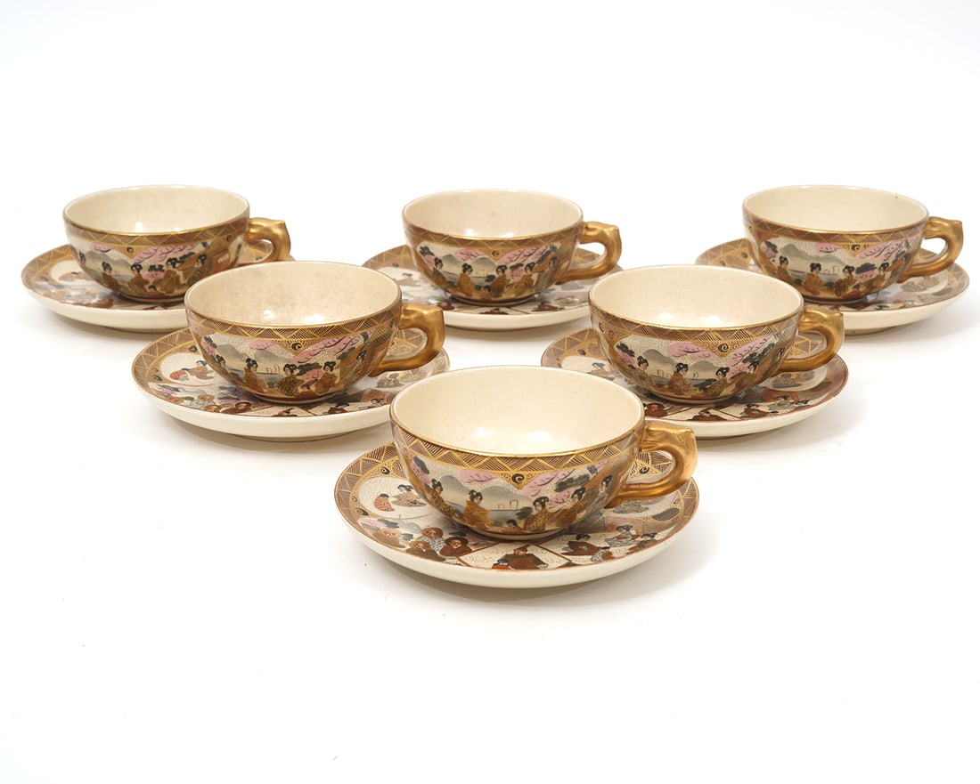 6 Sets Antique Japanese Satsuma Cups & Saucers (1 of 10)