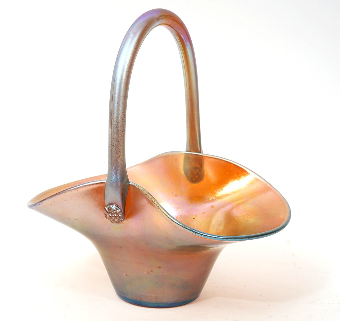 Steuben Aurene Iridescent Gold Glass Basket (1 of 6)