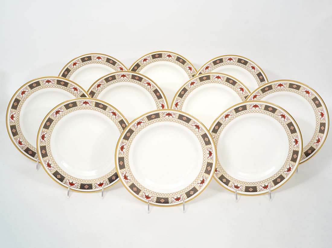 10 Royal Crown Derby "Derby Border" Dinner Plates: 10 Royal Crown Derby "Derby Border" dinner plates (10.5"). Features Imari-style pattern and gilt edge. Condition report: Very minor wear to gilt , please examine all photos closely. Contact C. Biddle