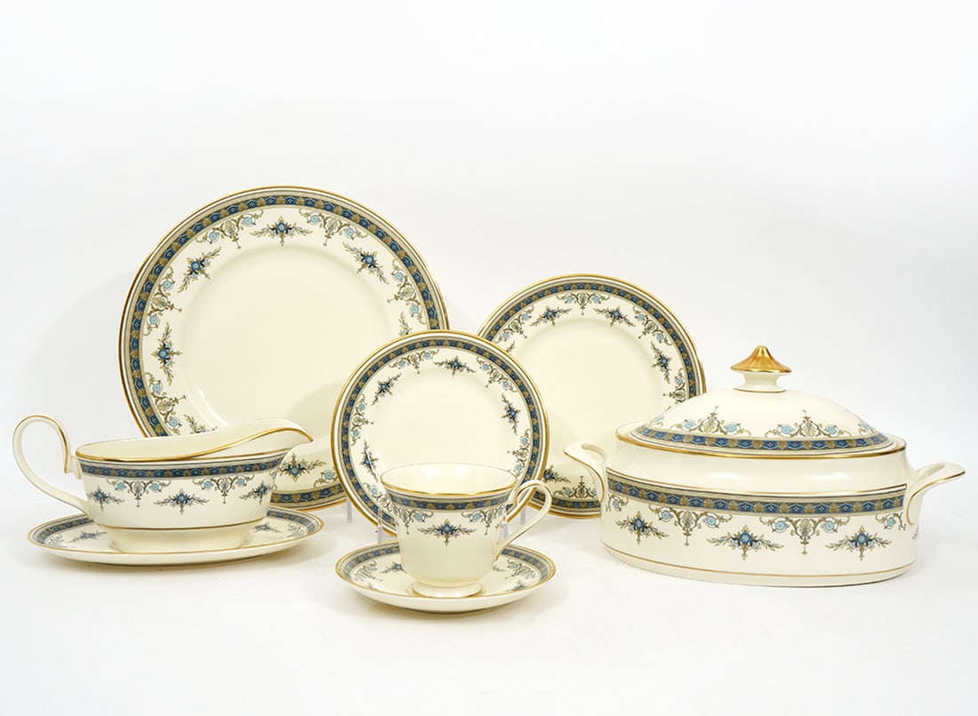 68Pc English Minton "Grasmere" Dinner Service (1 of 12)