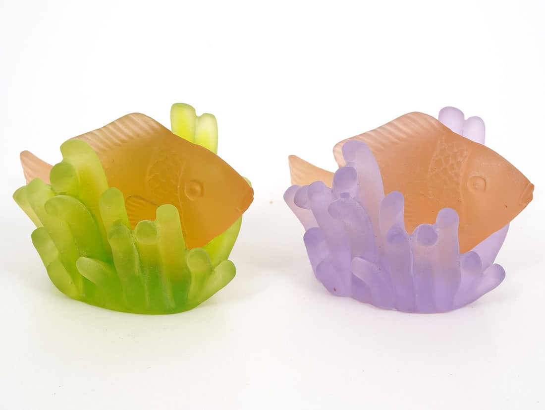 Two Fluorescent Daum Crystal Fish/Sea Anemone (1 of 6)