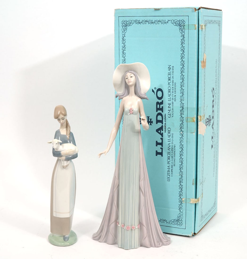 Lladro Porcelain Figures 1431 & 4505 (1 of 9)