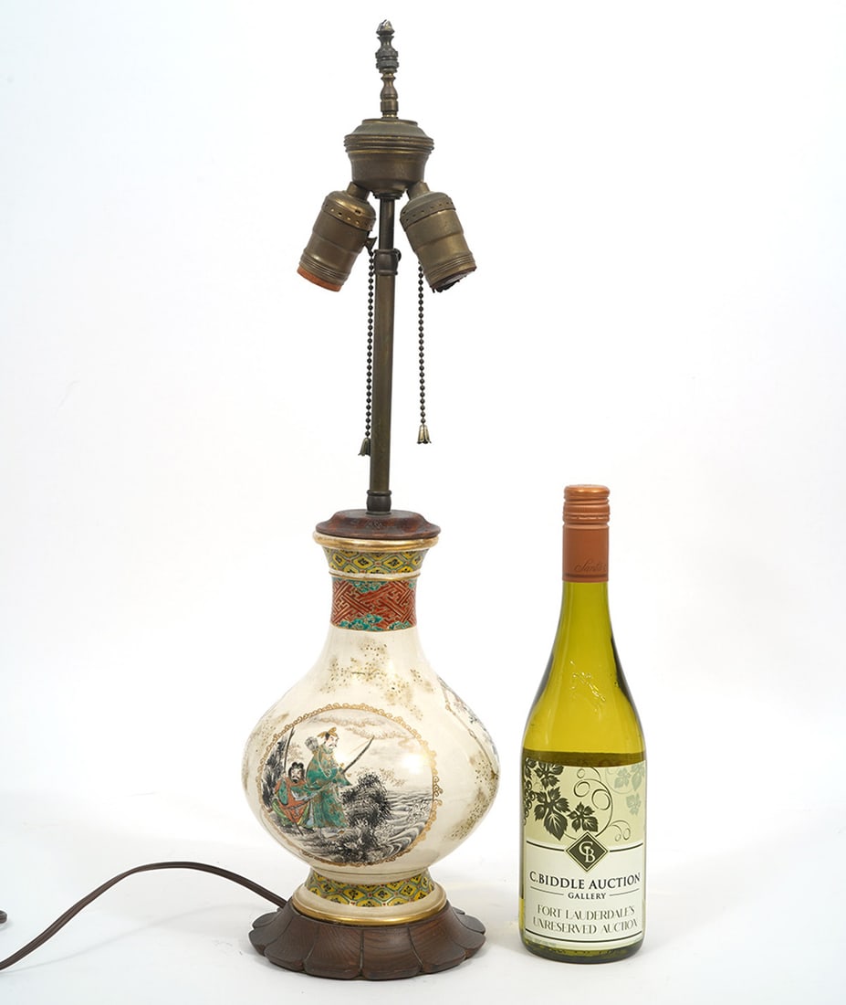 Chinese Hand-Painted Ceramic Vase Lamp (1 of 7)