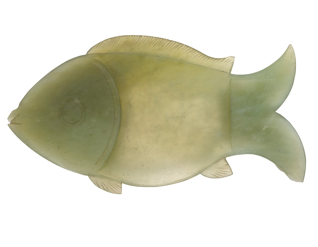 Chinese Carved Jade Fish Shaped Dish/Ashtray (1 of 7)