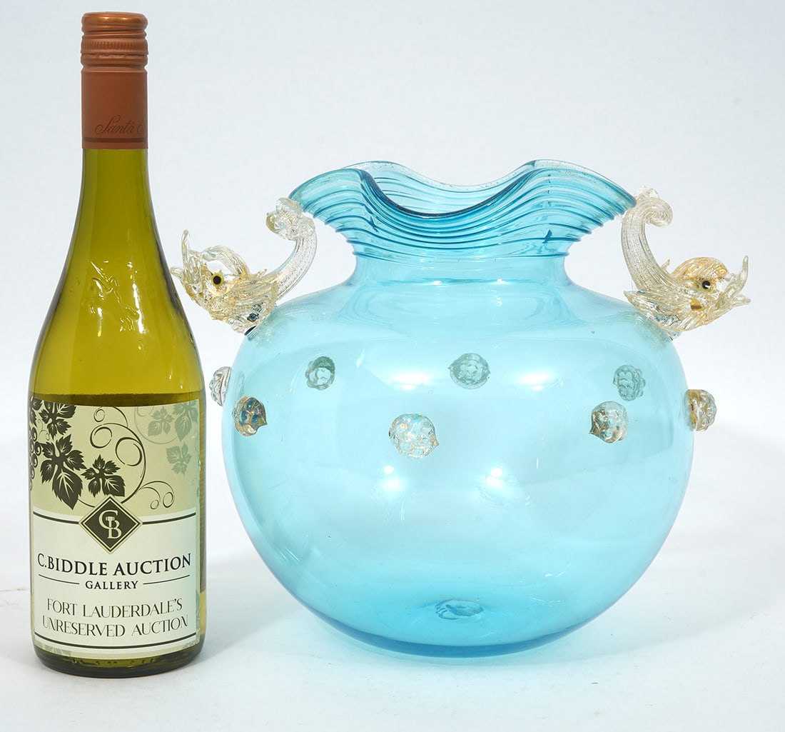 Venetian Glass Vase With Two Dolphins (1 of 8)