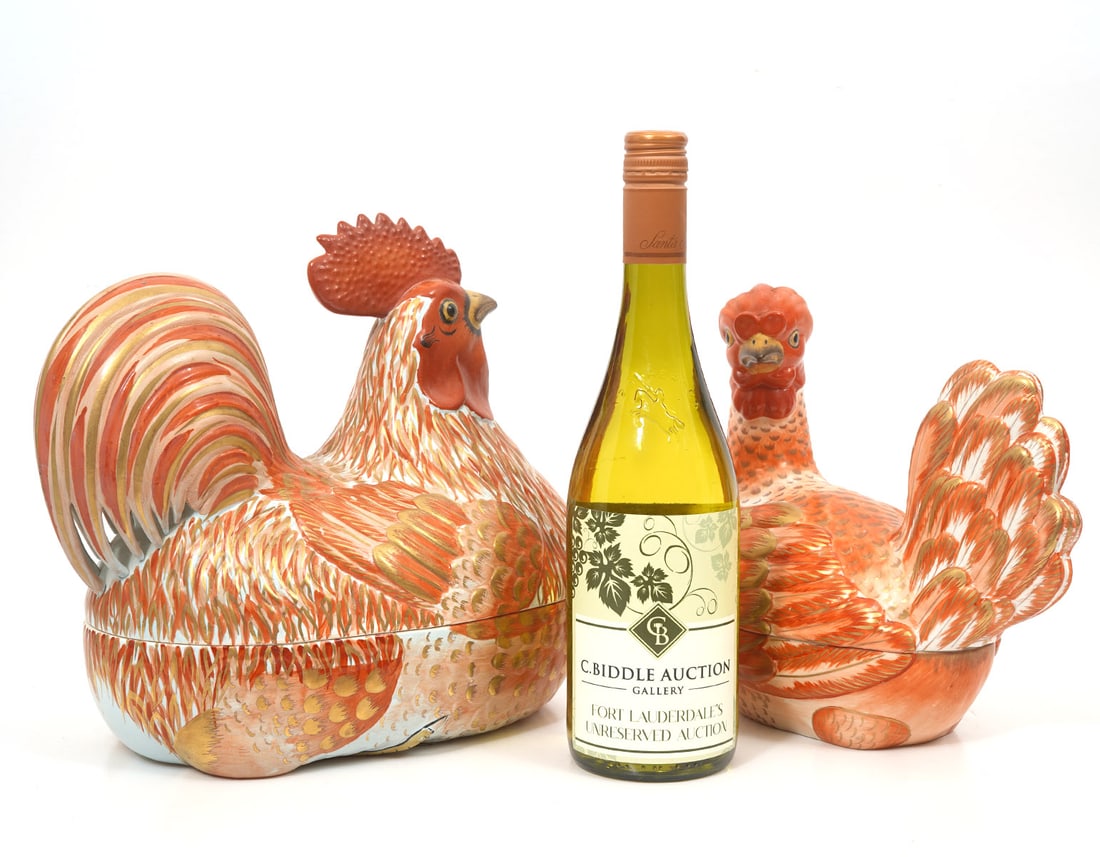 Lowenstoft Reproduction Mottahedeh Rooster & Hen: Lowenstoft Reproduction Mottahedeh porcelain rooster and hen. Measures Rooster (11"L x 6.5"W x 10"H) and Hen (9.5"L x 5"W x 9"H). Condition report: Good condition, please examine all photos closely. C