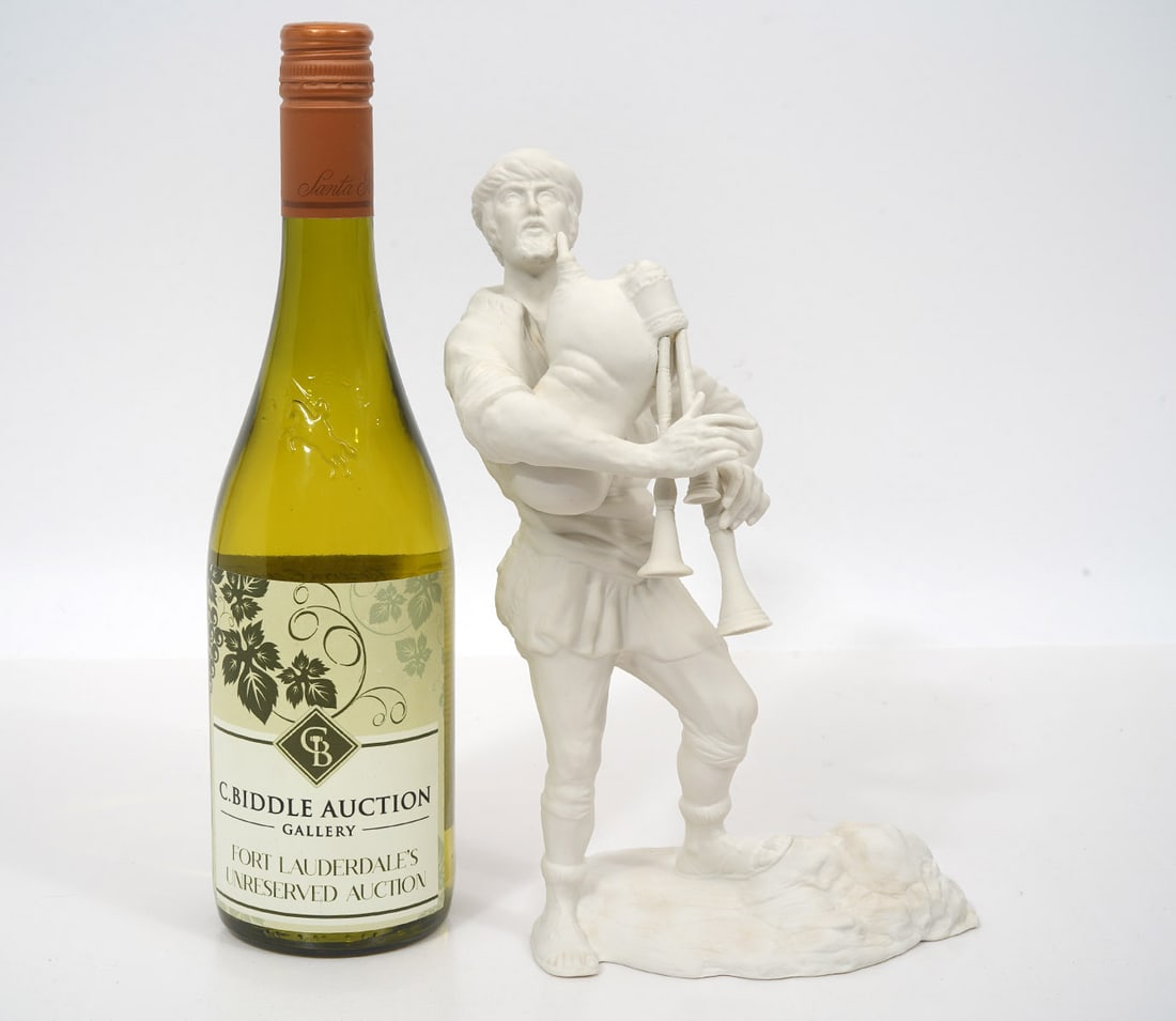 Boehm Bisque Porcelain 'Piper' Nativity Sculpture (1 of 7)