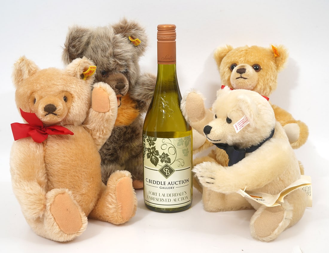 Four Steiff Teddy Bears Incl. 100th Anniversary (1 of 7)