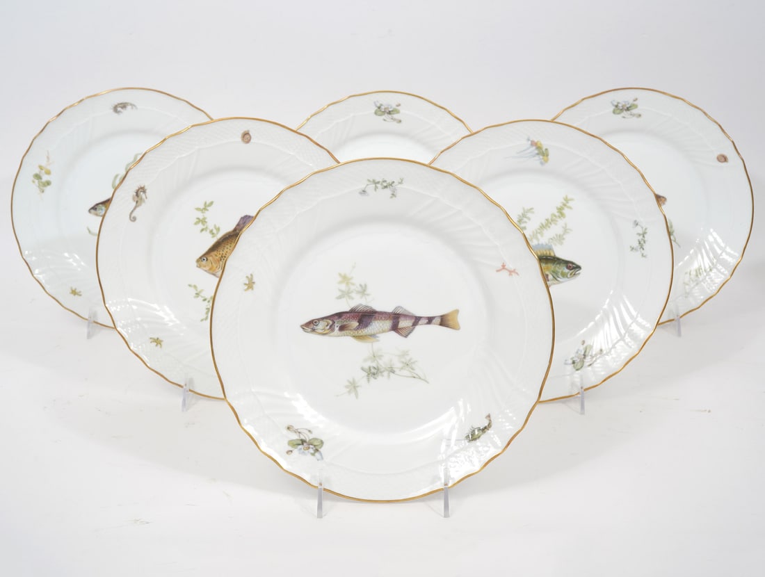 Six Richard Ginori Quenelle Fish Plates (1 of 10)