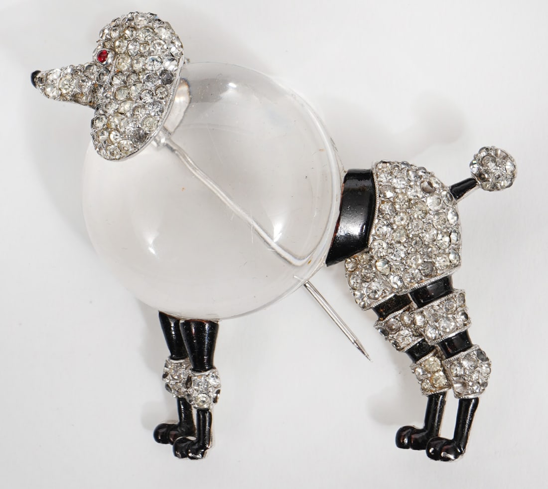Large Trifari Jelly Belly Poodle Brooch Pin (1 of 4)