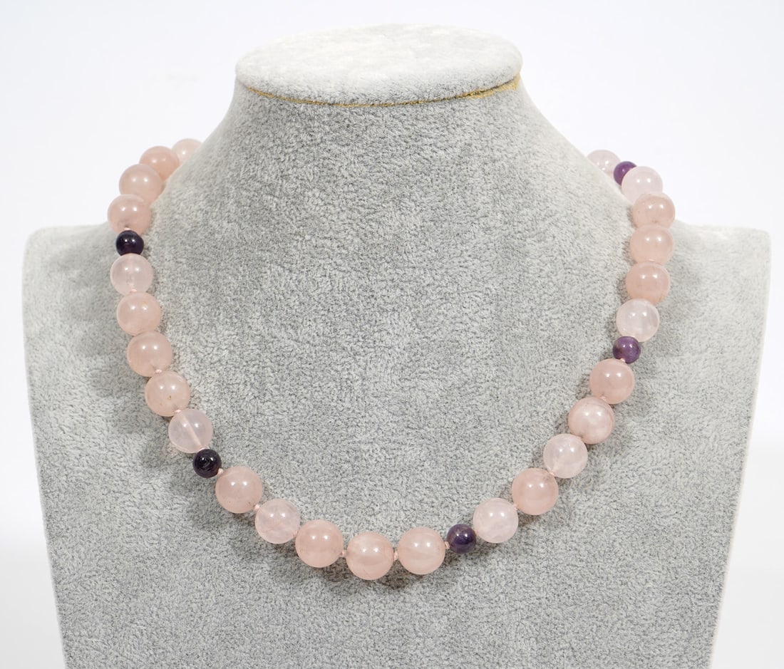 Rose Quartz Amethyst 14K YG Bead Necklace: Rose quartz, amethyst 14K yellow gold bead necklace, features 13mm each rose quartz beads interspersed with 8mm amethyst beads and ribbed 14K yellow gold clasp. measures approx 19" long. Condition rep