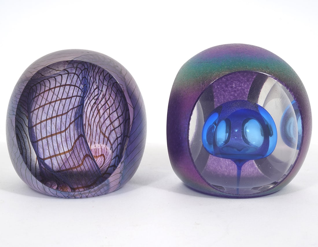 2 Tom Philabaum Art Glass Side-Cut Paperweights (1 of 7)