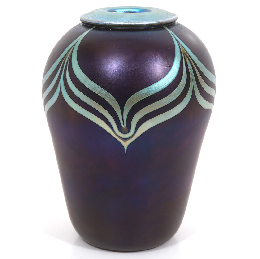 CC Walters Purple Pulled Feather Art Glass Vase: CC Walters purple pulled feather art glass vase signed underside. Measures 8.5"H x 6"W. Condition report: Good condition, please examine all photos closely. Contact C. Biddle Auction Gallery for more 
