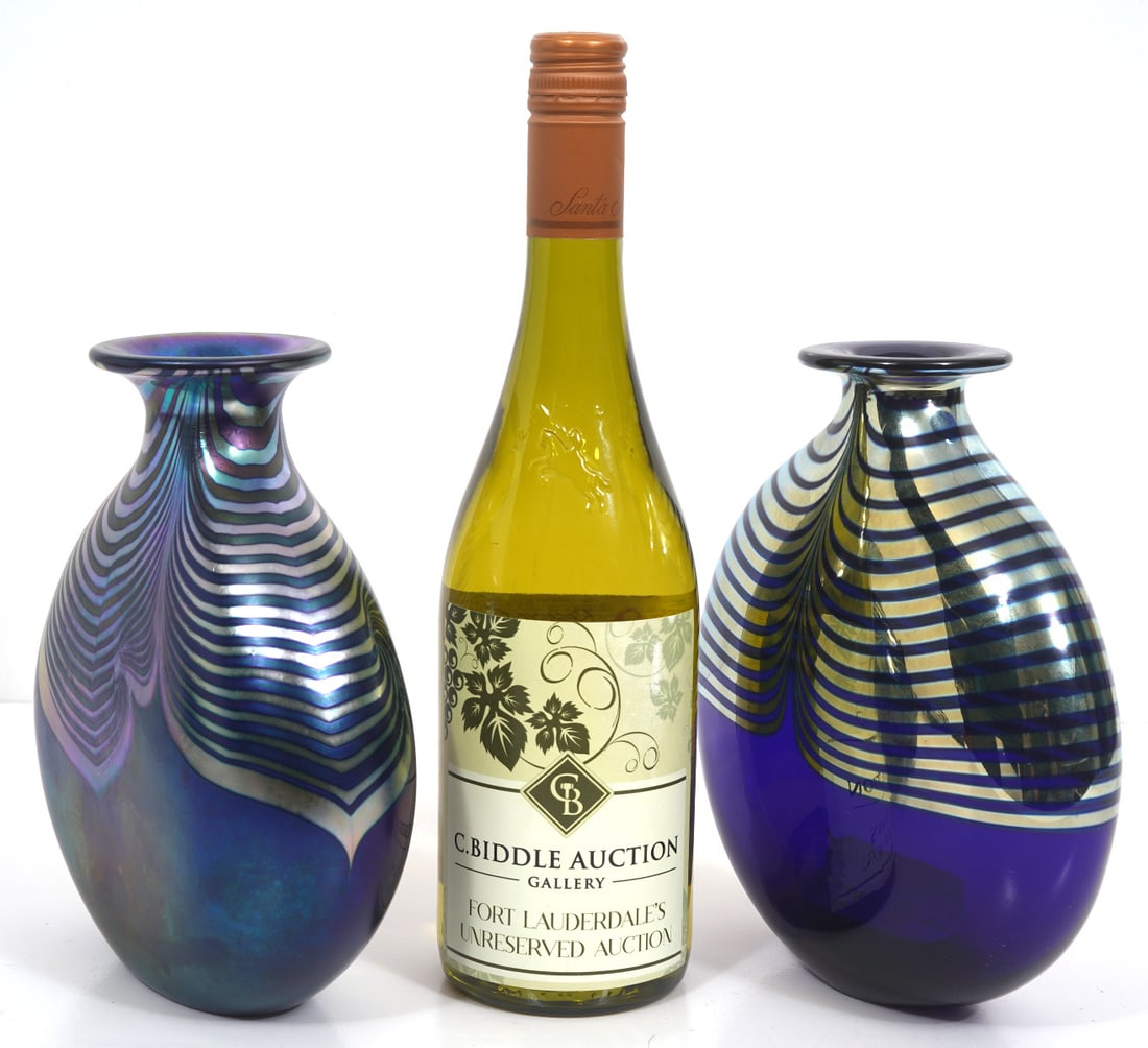 Two Corriea Blue Pulled Feather Art Glass Vases (1 of 9)