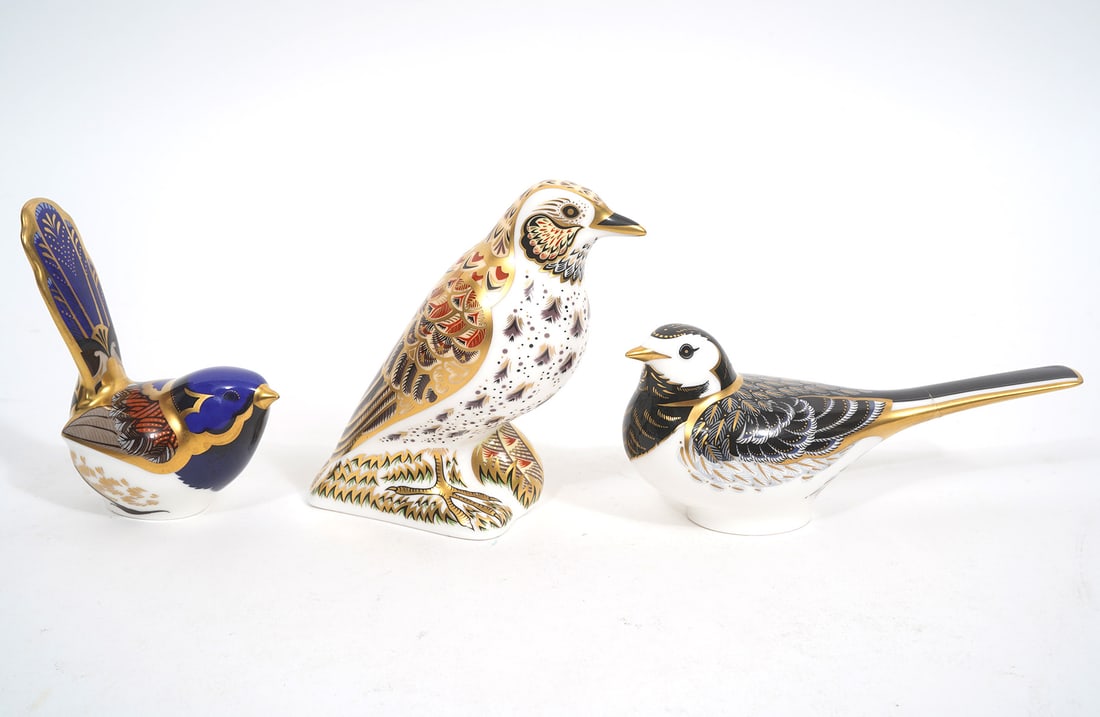 3 Royal Crown Derby Bird Paperweights: 3 Royal Crown Derby English Bone China Birds that are part of the Imari Paperweight Collection includes a Song Thrush (4"H x 3.5"L); a Fairy Wren (3 3/4"H x 3 1/8"L); a Pied Wagtail (5.75"L x 2 3/8"H)