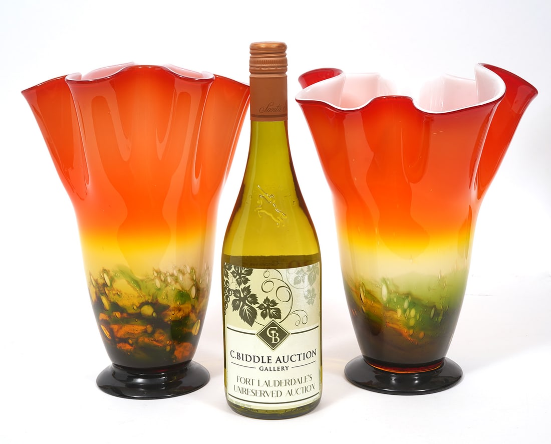 Pair of Murano Art Glass Handkerchief Vases (1 of 7)