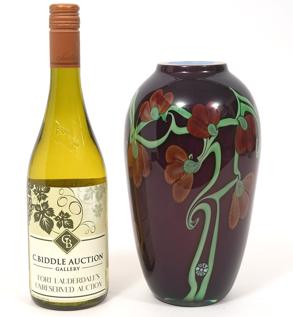 Orient & Flume Signed Art Glass Vase: Orient & Flume art glass vase, signed underside. Measures 9.5"H x 5.5"W. Condition report: Good condition, please examine all photos closely. Contact C. Biddle Auction Gallery for more detailed inform