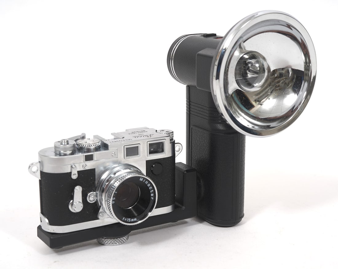 Miniature Leica M3 Minox Flash Camera (1 of 8)