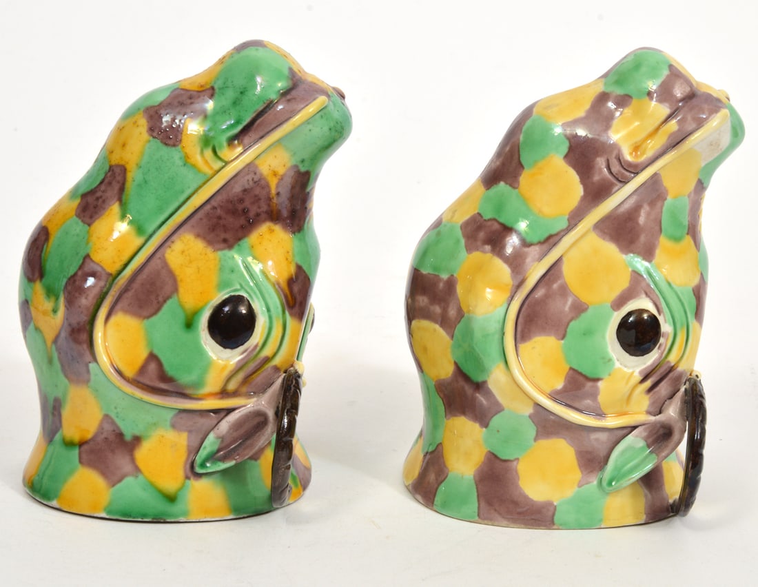 Pair of Chinese Pottery Buffalo Head Stirrup Cups (1 of 5)
