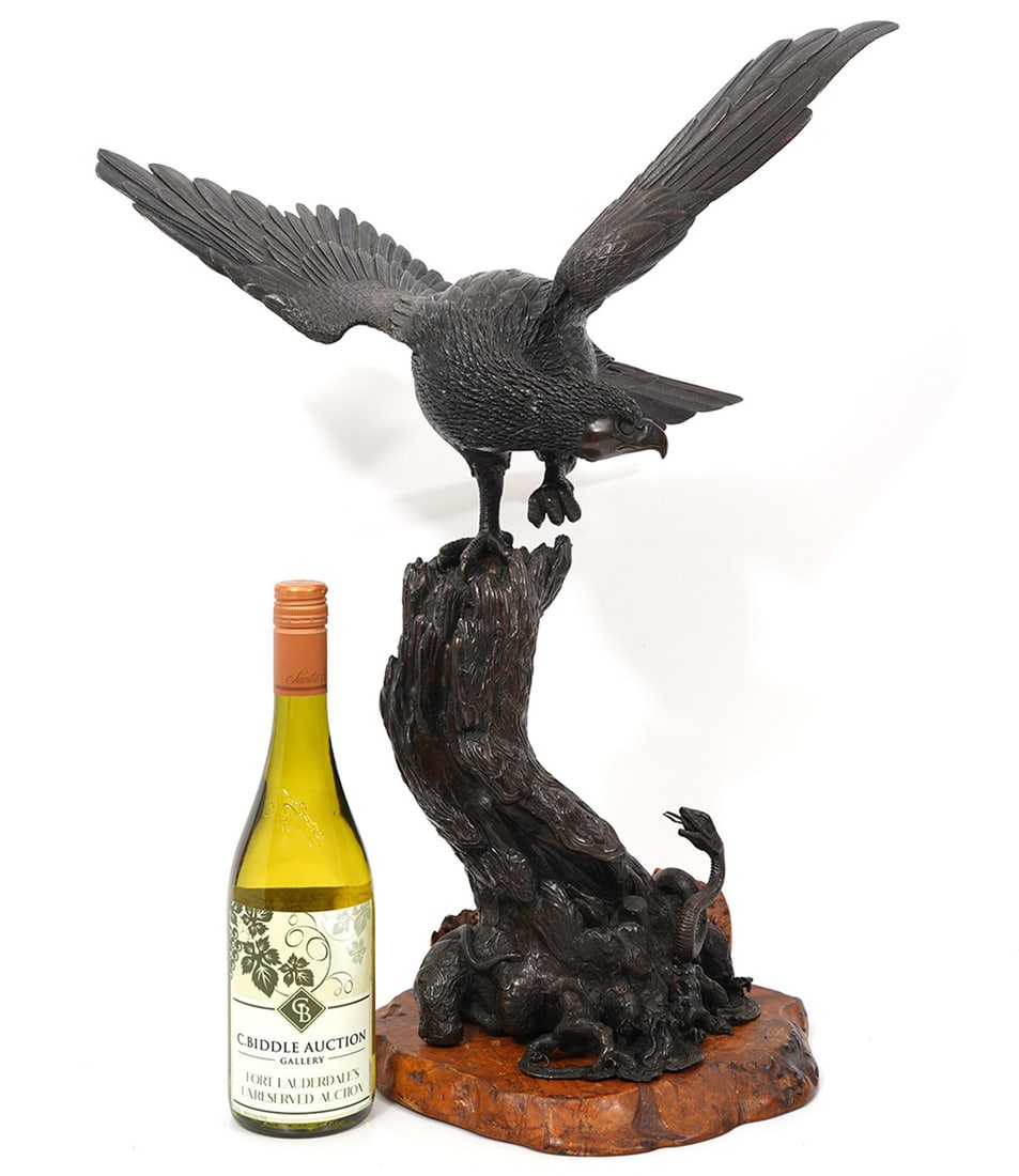 Japanese Meiji Period Bronze Eagle Sculpture (1 of 17)