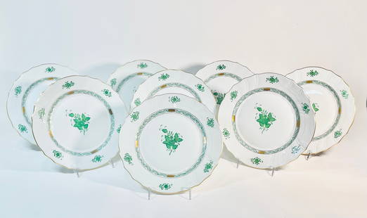 8 Herend Chinese Green Bouquet Dinner Plates: 8 Herend Chinese Green Bouquet dinner plates with scalloped rims, stylized peony green motif in center and accents in 24K gold. Plates measure 10.25"W and are marked on underside 'Herend Hungary Handp