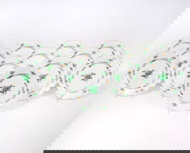 12 Herend Chinese Bouquet Green 10" Dinner Plates: 12 Herend Chinese Bouquet Green Dinner Plates features a center motif of a stylized peony surrounded by a garland of leaves with 24K gold trim and accents. Marked on back 1524-0-00AV and measures 10"W