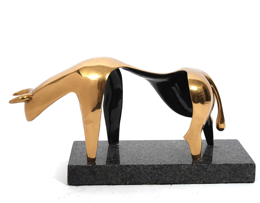 Modernist Decorative Bronze Bull Sculpture: Modernist decorative bronze bull sculpture, likely by Giorgio Rosso. Mounted on marble base, unsigned. Measures 16"L x 5"W x 8"H. Condition report: Good condition, please see all photos. Contact C. Bi