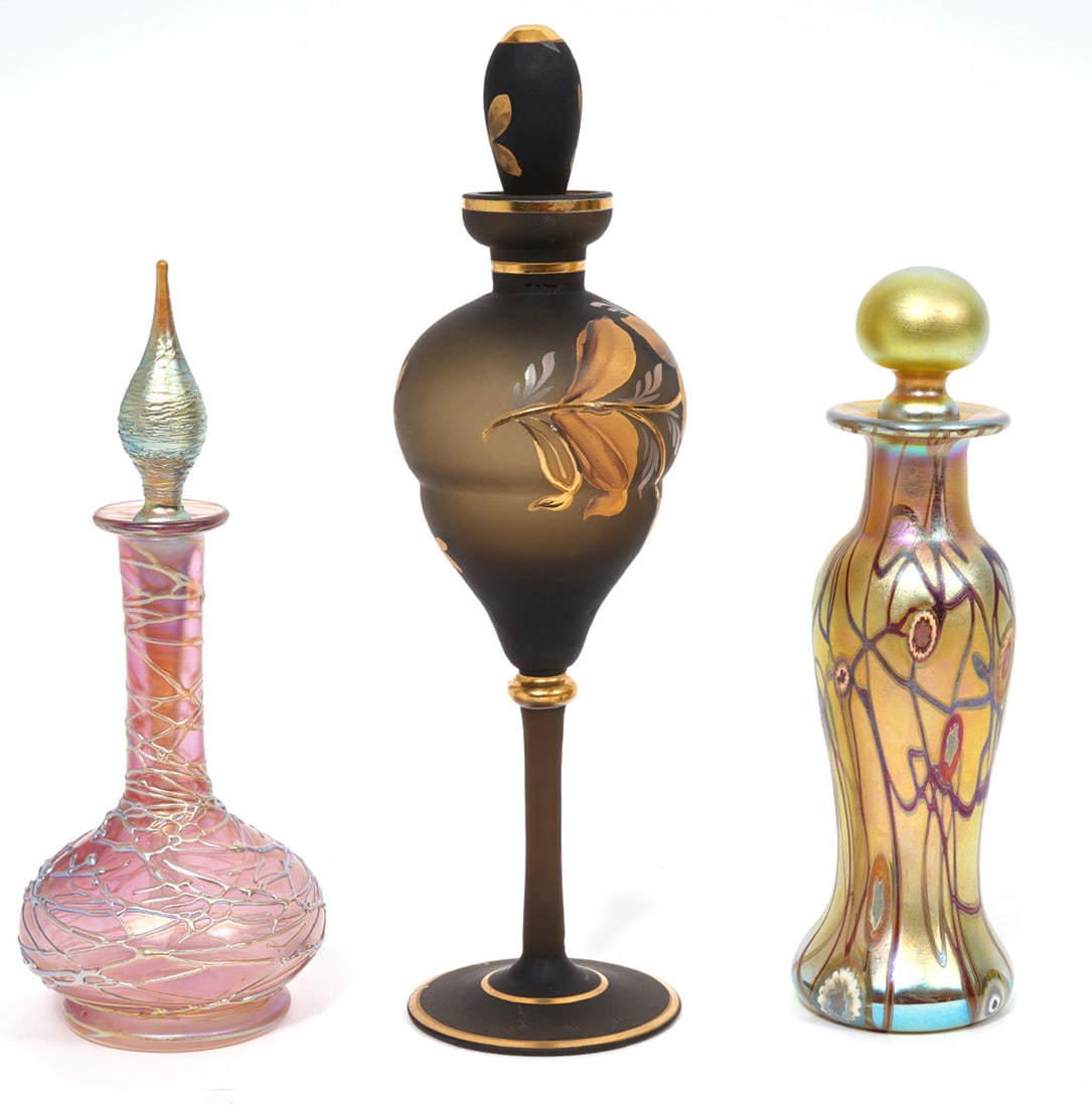 Three Studio Art Glass Perfume Bottles (1 of 7)
