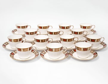 Royal Crown 'Derby Border' 14 Cups & Saucers