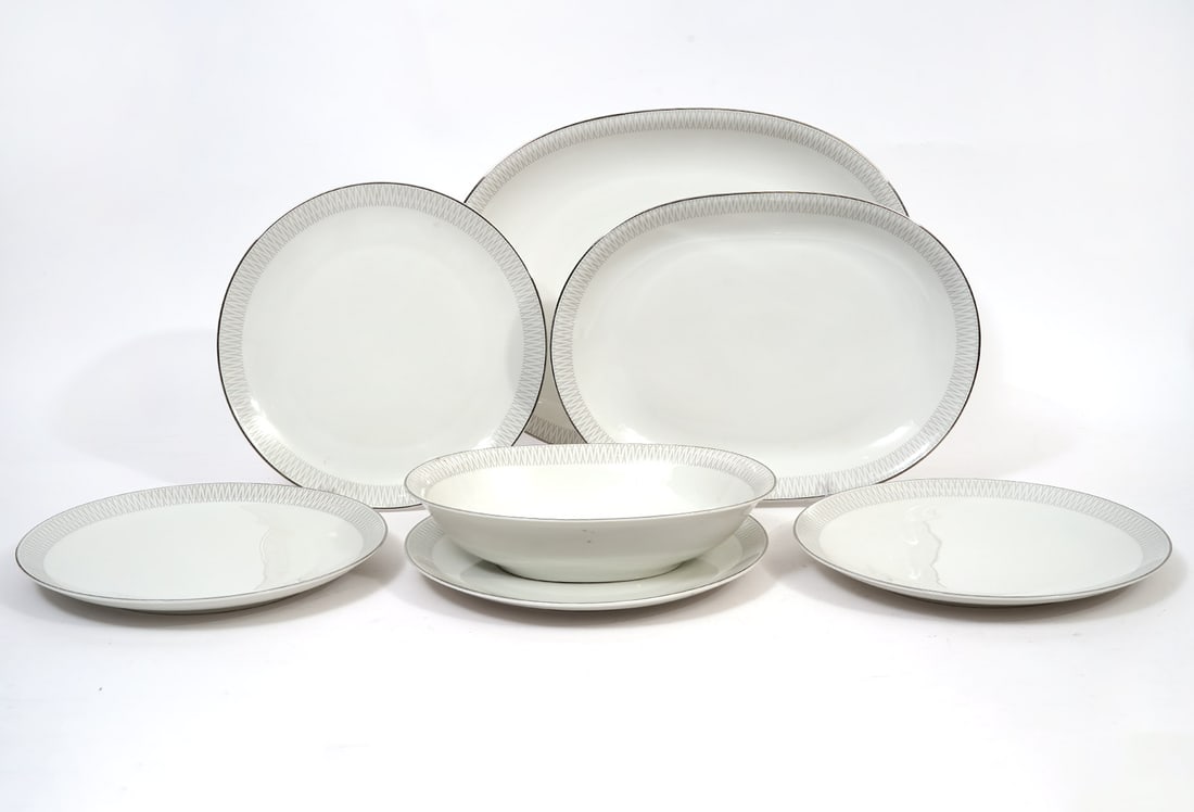 Seven Pcs. H&C Heinrich Monarch Porcelain (1 of 9)