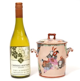 Chinese Hand-Painted Porcelain Bucket