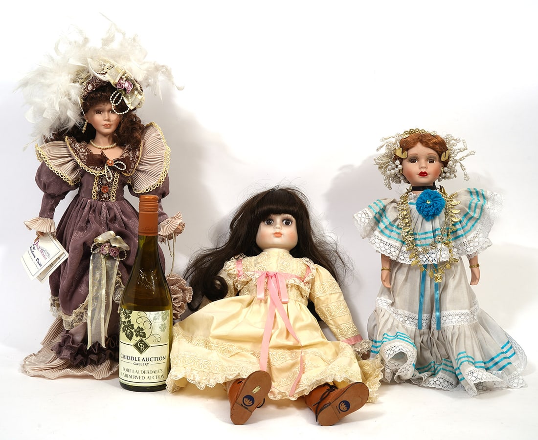 Three Porcelain Dolls (1 of 18)