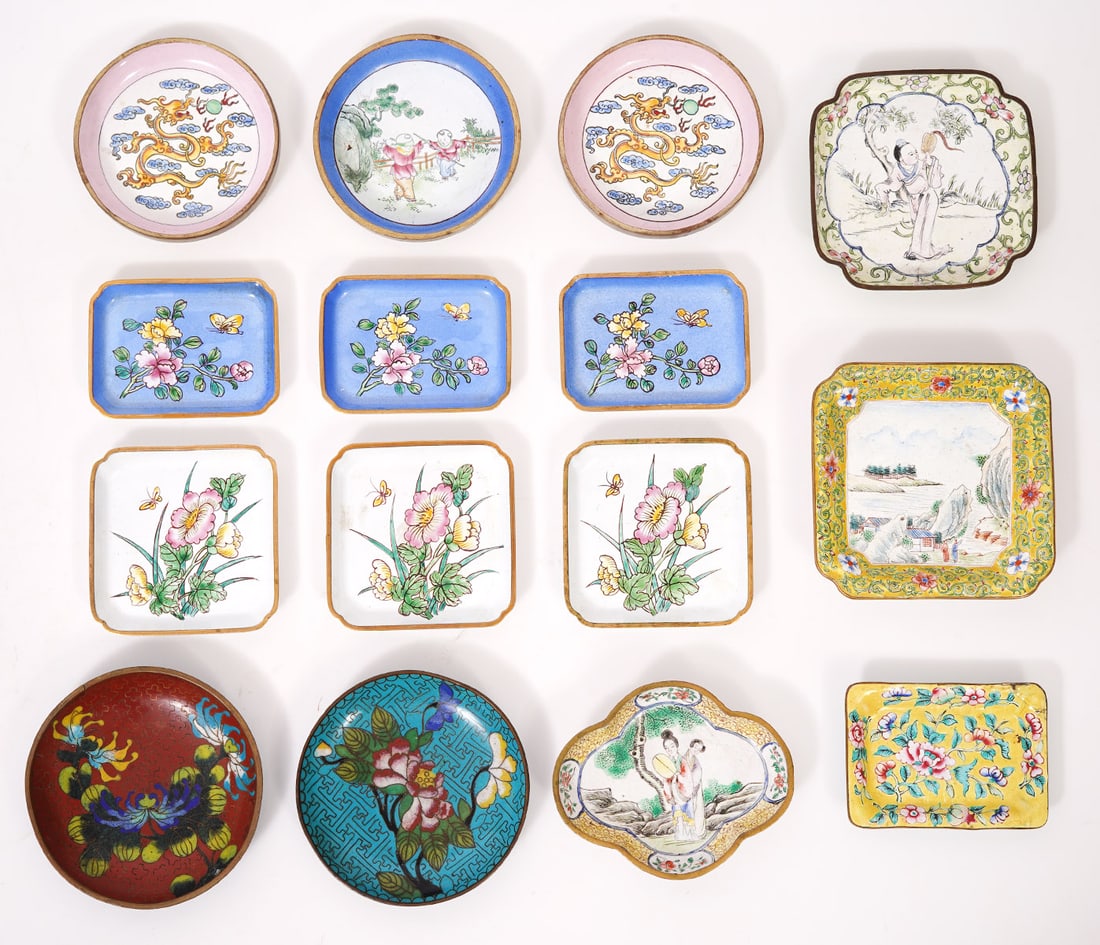 15 Assorted Chinese Enamel Dishes/Trays (1 of 8)