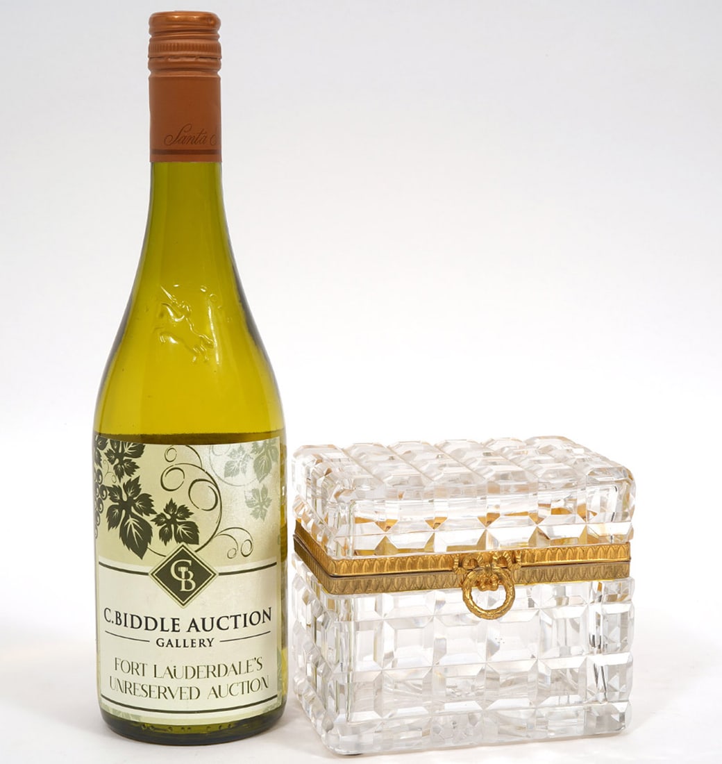 French Cut Crystal Bronze Mount Box Wreath Handle (1 of 8)