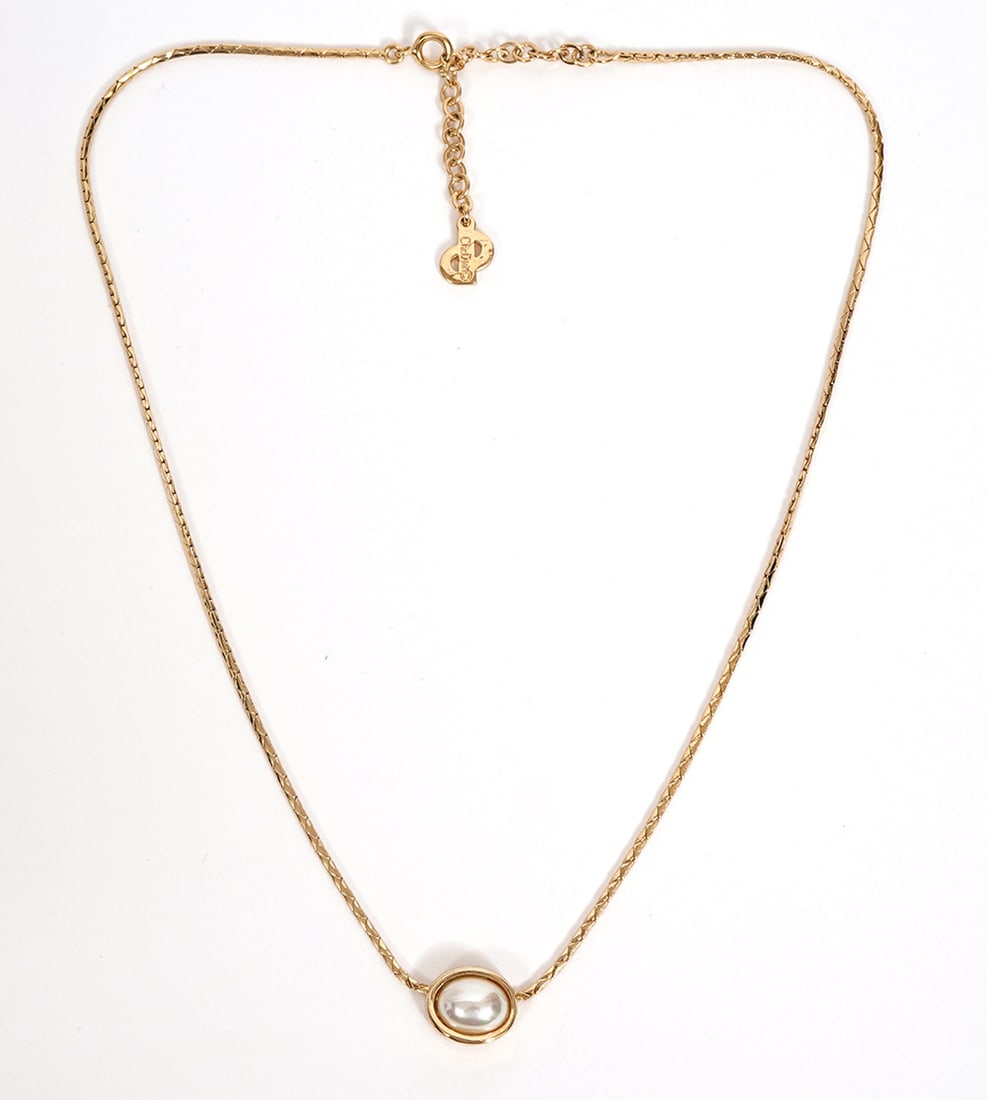 Christian Dior Faux Pearl Gold Tone Necklace (1 of 7)