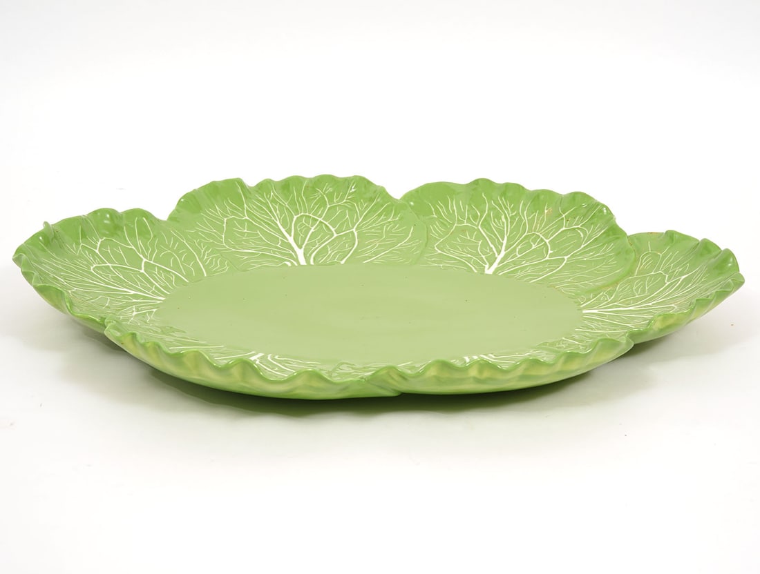 Dodie Thayer for Tory Burch 18" Platter: Dodie Thayer for Tory Burch hand detailed lettuce ware platter is marked on underside 'Dodie Thayer for Tory Burch'. Measures 18"L x 14.5"W. Condition report: good condition, please see all photos. Co
