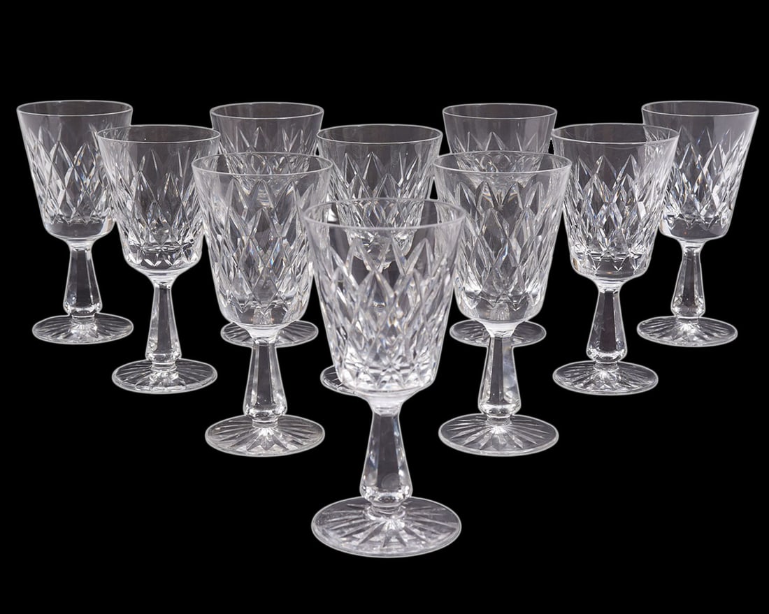 10 Waterford Crystal 'Kinsale' Red Wine Glasses (1 of 7)