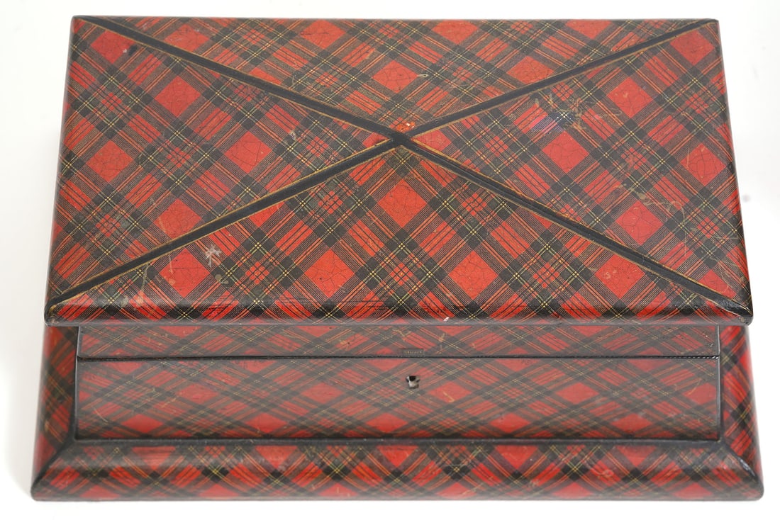 Two Scottish Stuart Tartan Ware Boxes - 3