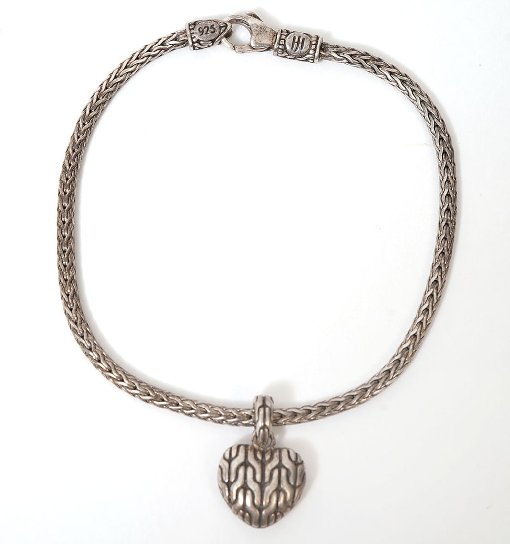 John Hardy Sterling Silver Heart Bracelet: John Hardy sterling silver heart bracelet, 7" long. Weight - 7.5g. Condition report: Good condition, please examine all photos closely. Contact C. Biddle Auction Gallery for more detailed