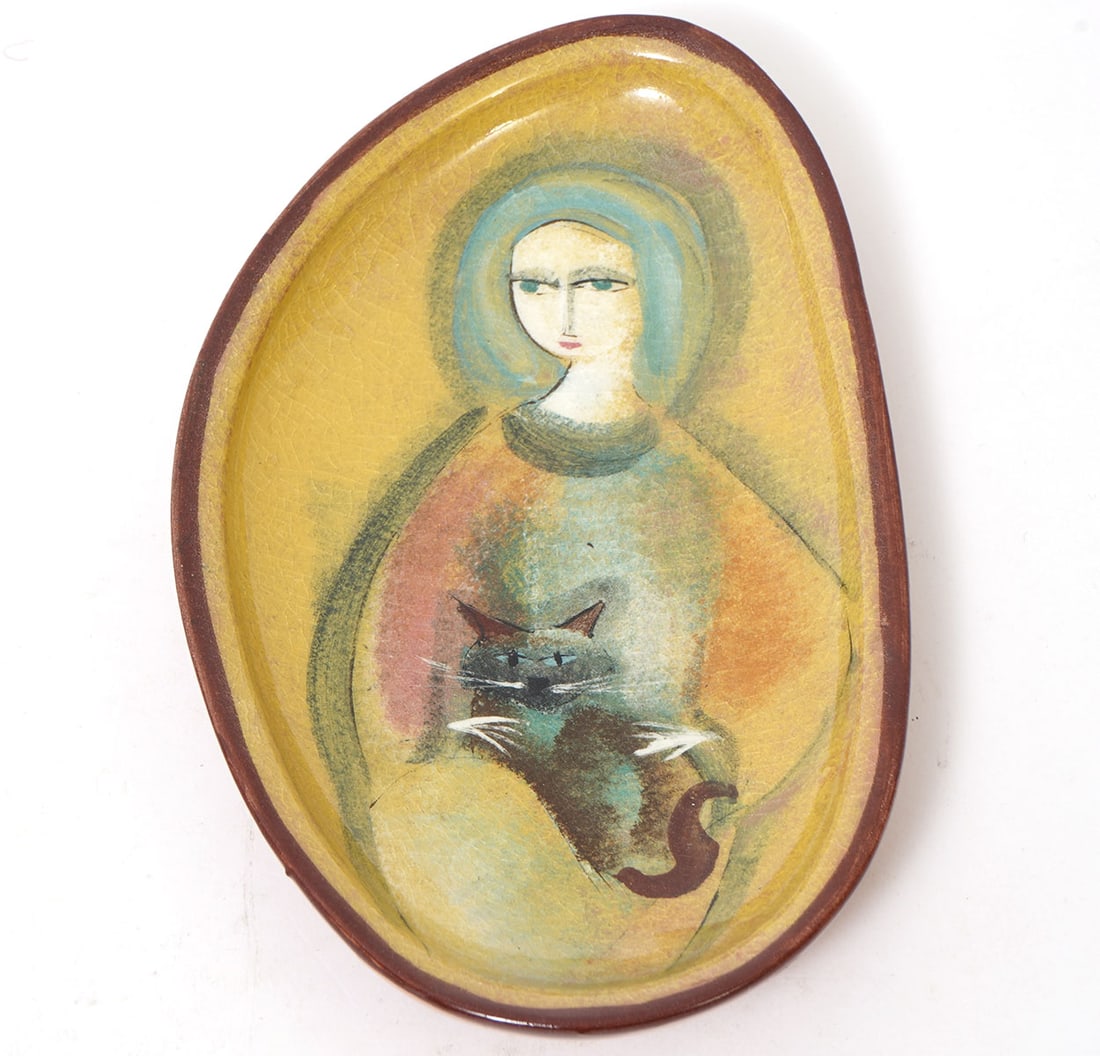 Pillin Pottery Mid Century Modern Dish: Pillin Pottery Mid Century Modern small dish features a woman with a cat and measures 7.25"L x 4.25"W. Condition report: Good condition, please examine all photos closely. Contact C. Biddle Auction Ga