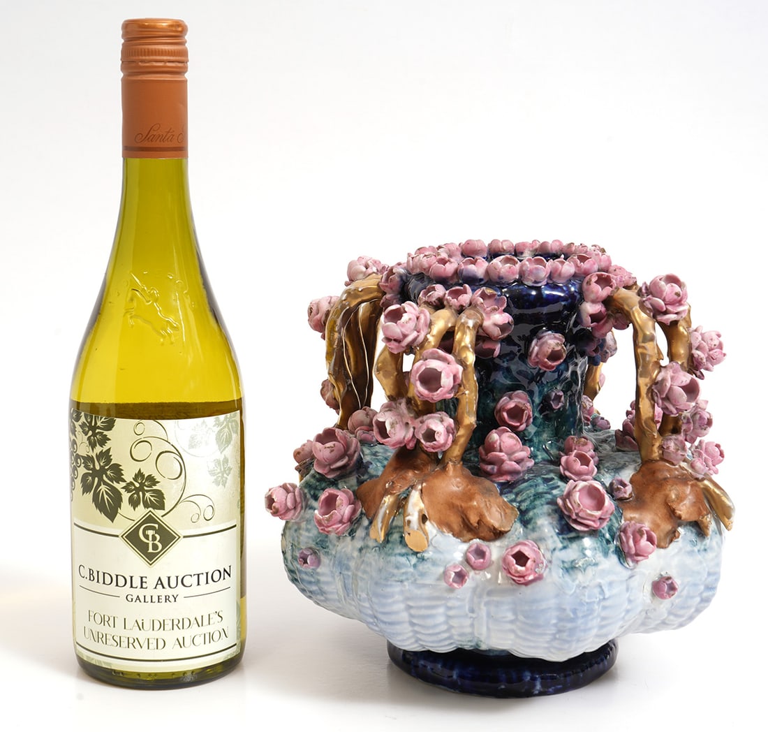 Amphora Art Nouveau Vase with Applied Flowers (1 of 9)