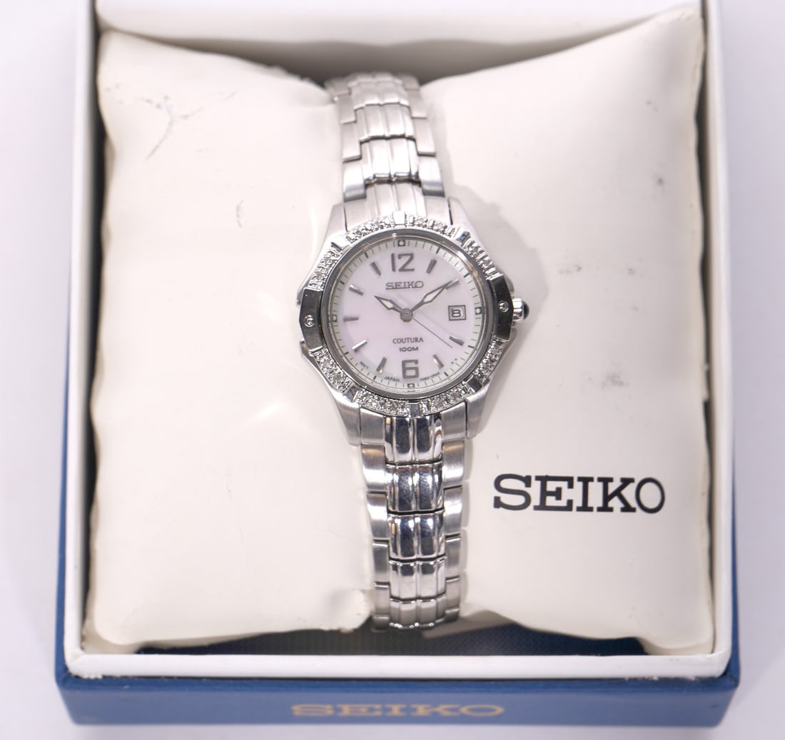 Ladies Seiko Coutura Diamond Watch (1 of 7)