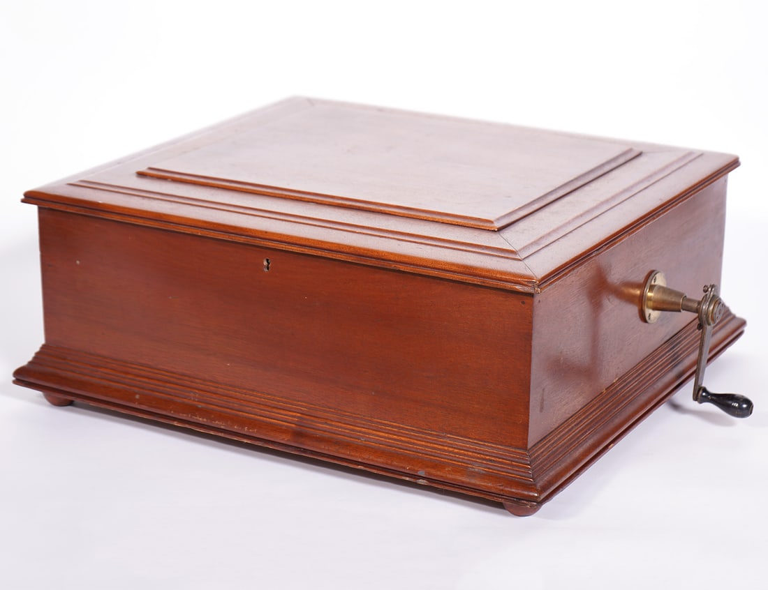Antique 19th C. Regina Music Box - 5