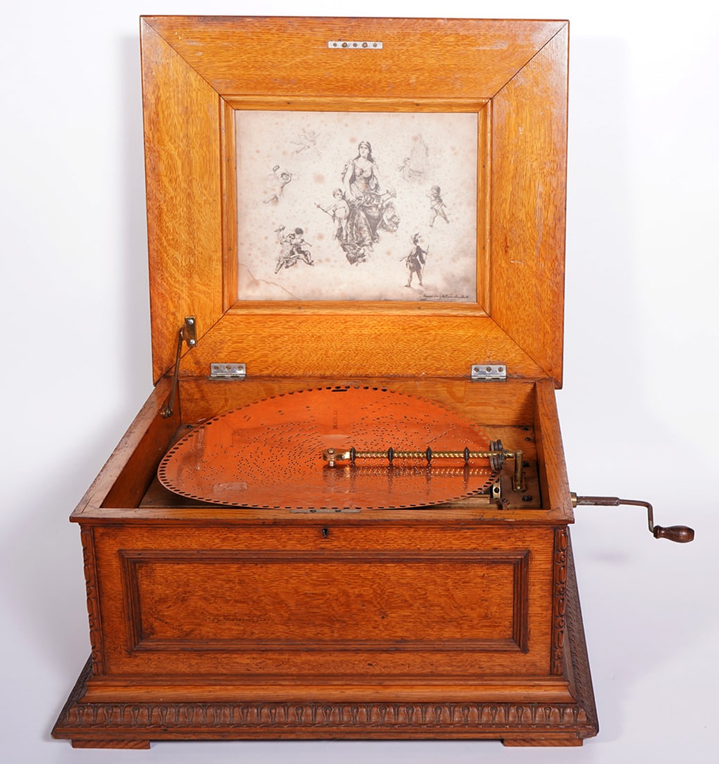Antique Regina Music Box (1 of 14)