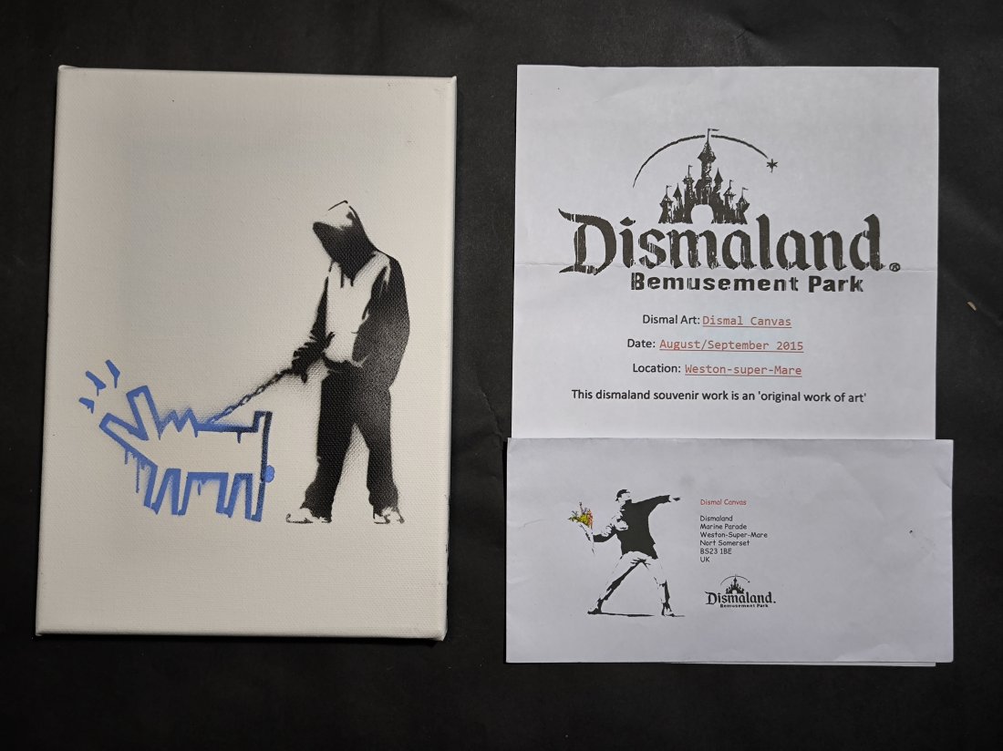 Banksy (born: Bristol, UK 1974), (atrib),Canvas Spray Paint Signed Ticket Dismaland: Banksy (born: Bristol, UK 1974), (atrib),Canvas Spray Signed Ticket DismalandSize:19 cm x 27 cm . We ship with a tracking number, we offer combined shipping. For any questions, please contact us. See 
