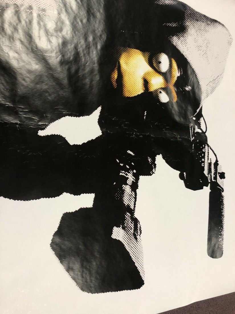 BANKSY- EXIT THROUGH THE GIFT SHOP OFFICIAL CINEMA POSTER 2010 - 2