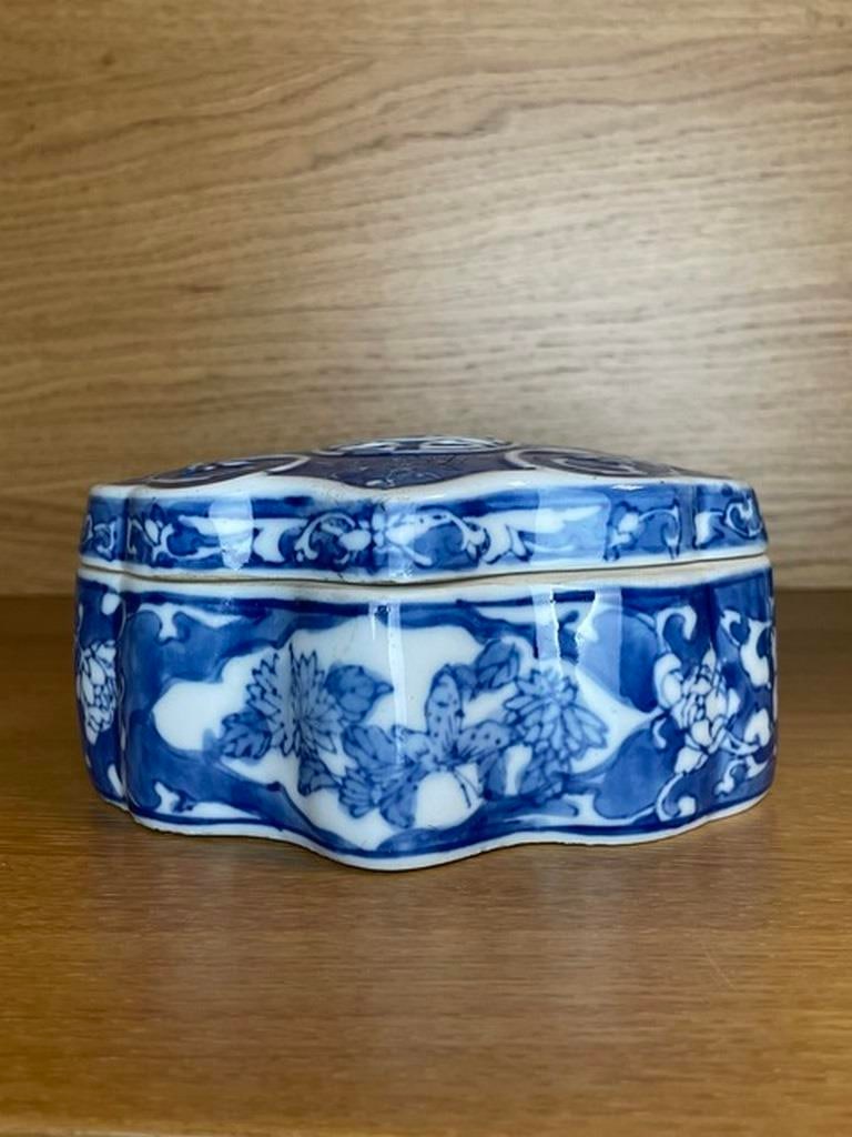 Vintage Japanese Calico Flow Blue Floral Pattern Lidded Porcelain Dish: Vintage Antique Calico Blue White Flower Floral Pattern Blue Flow 4 Lidded Trinket Dish Staffordshire Made in Japan Fine Bone China Measures roughly 4 in diameter x 2 tall, and is altogether in superb