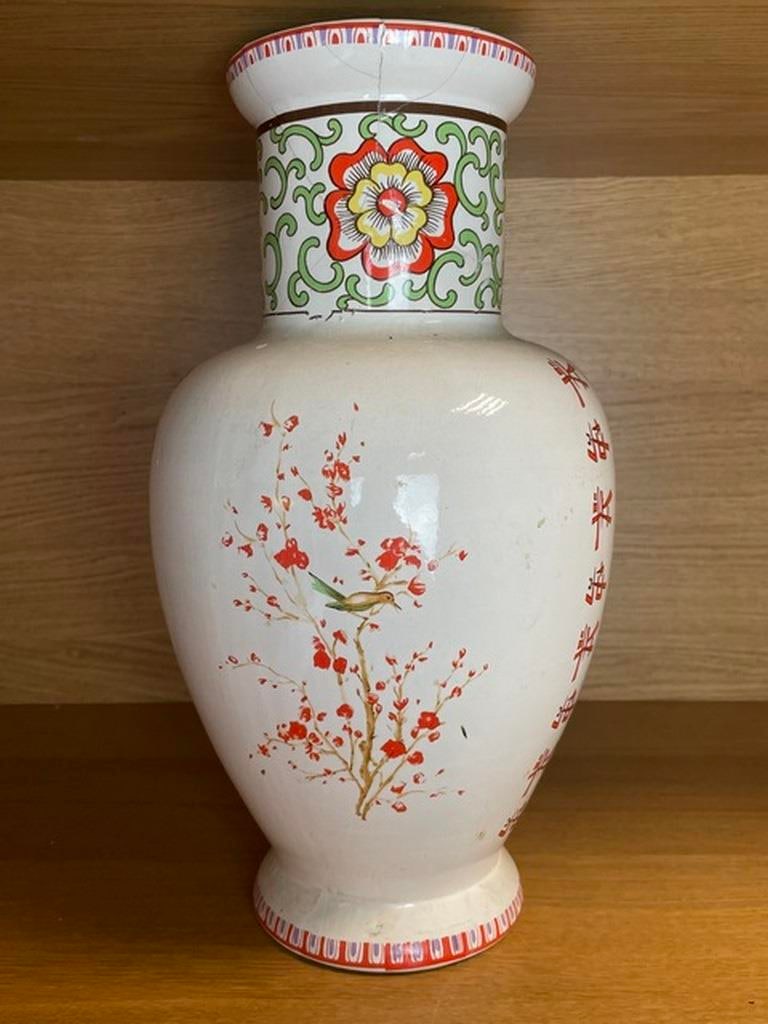 Vintage Chinese Famille Rose family Flowers Vase - 4
