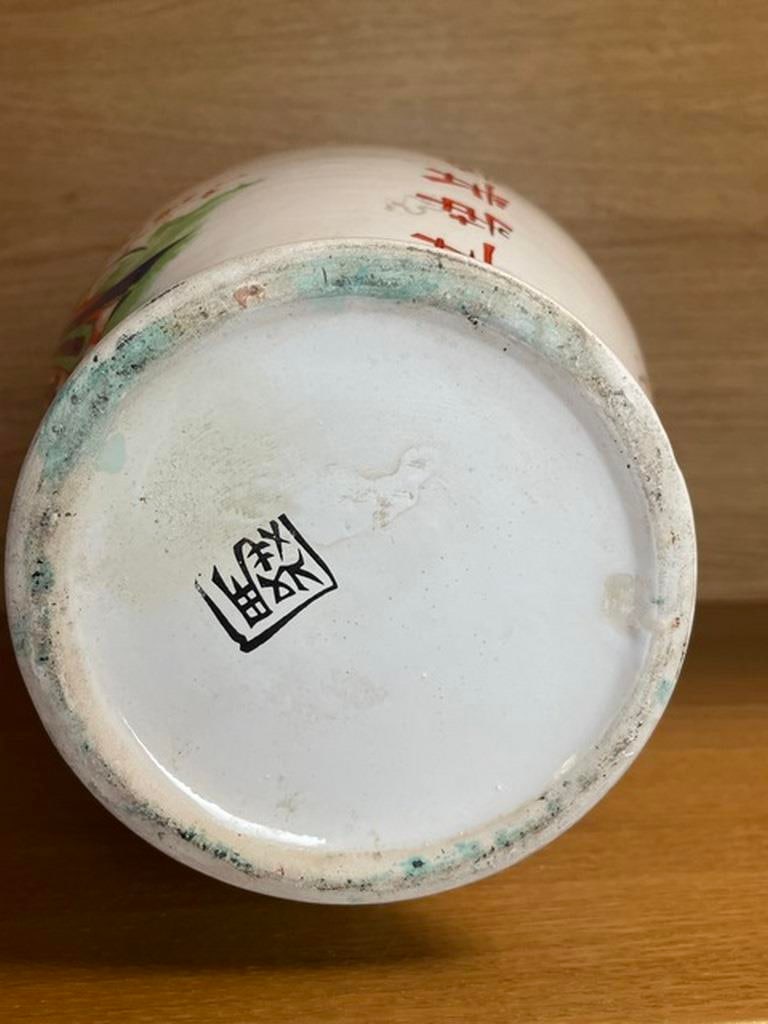 Vintage Chinese Famille Rose family Flowers Vase - 6