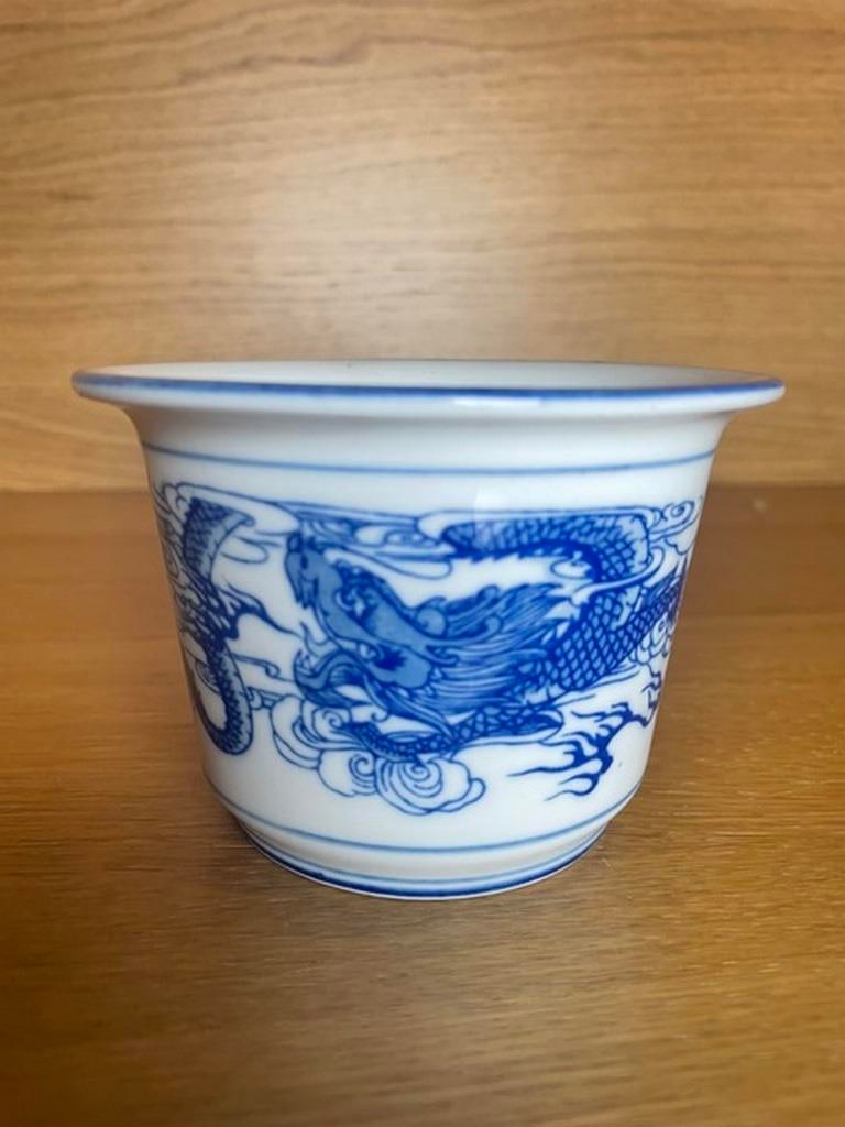 Chinese Blue&White Porcelain HandPainted ExquisiteDragon Pattern Brush Pot (1 of 4)
